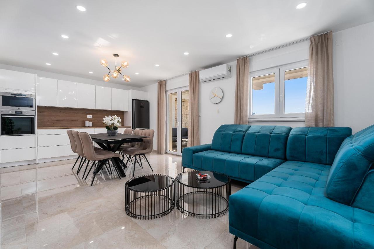 Apartmani Marko 오미스 외부 사진