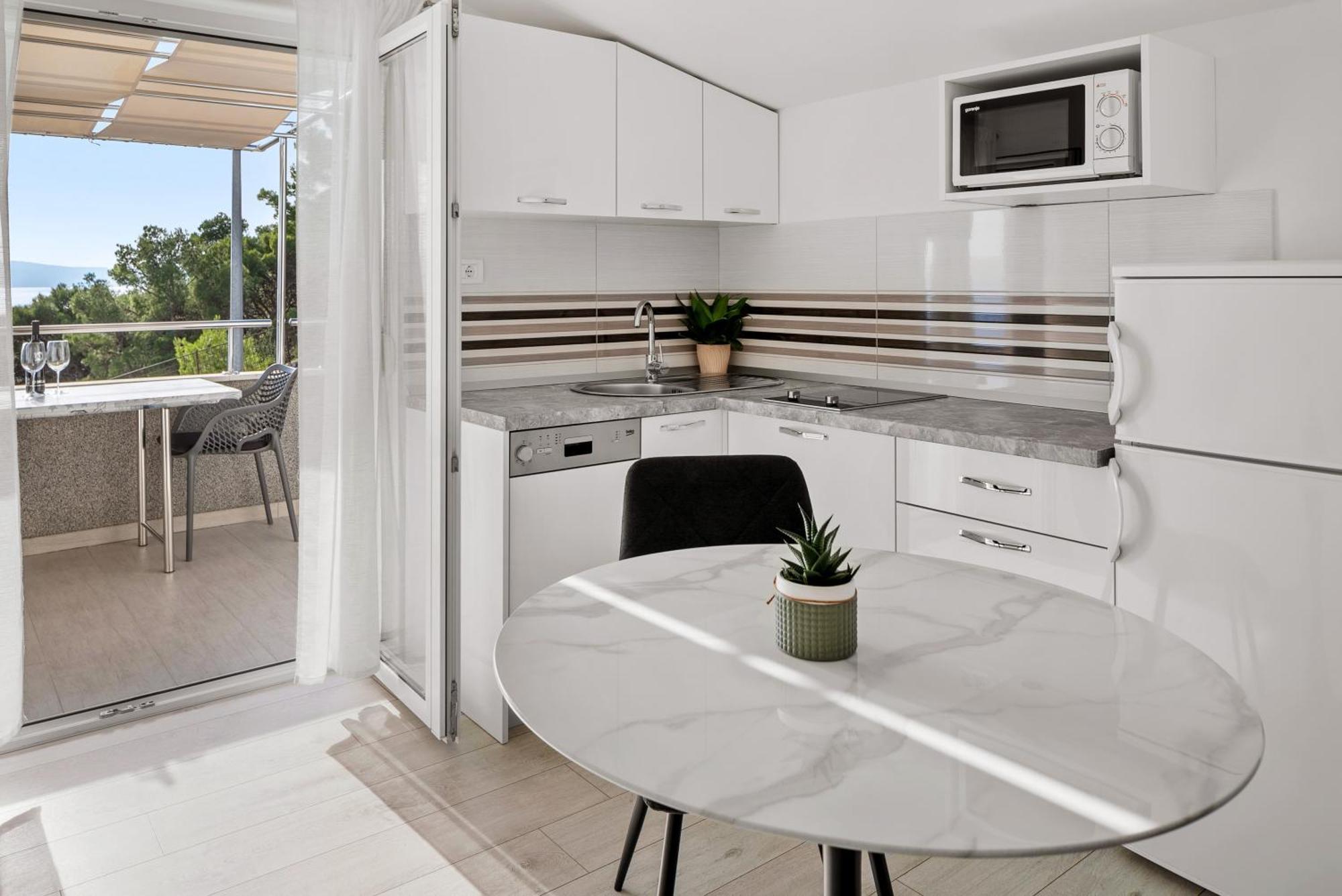 Apartmani Marko 오미스 외부 사진